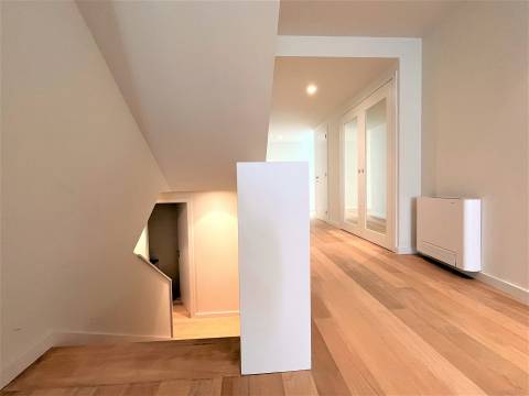 T4 duplex na Foz Velha c terraço