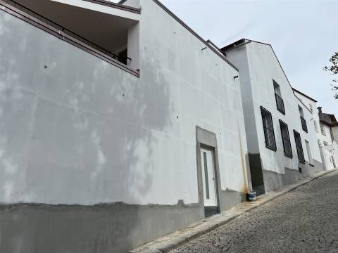 T4 duplex na Foz Velha c terraço