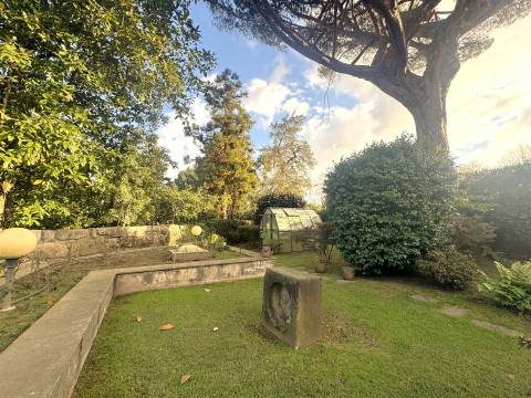 Moradia imponente em Bairro de excelência entre a Boavista e o Campo Alegre