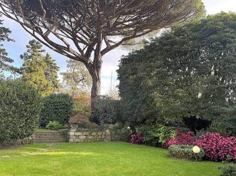 Moradia imponente em Bairro de excelência entre a Boavista e o Campo Alegre