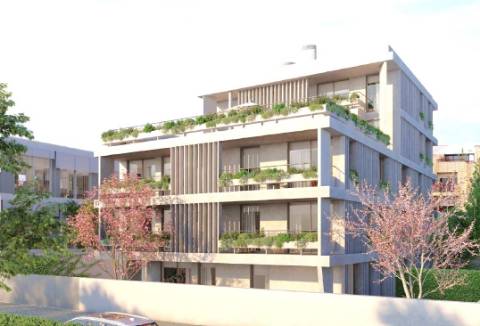 T4 duplex c/ terraço à Marechal Gomes da Costa