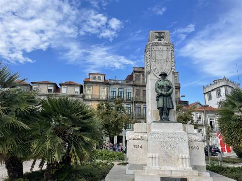 T1 no Marquês ao Polo Universitário do Porto