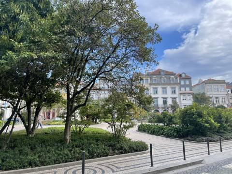 T3 c varanda e garagem na Prelada.