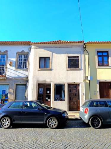 Moradia T6 para remodelar em Vila de Conde