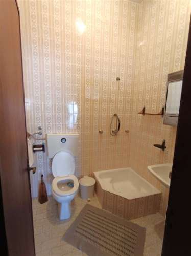 Moradia T6 para remodelar em Vila de Conde