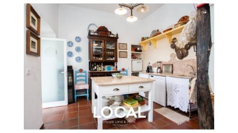 Moradia de charme T4 c/ jardim em Óbidos