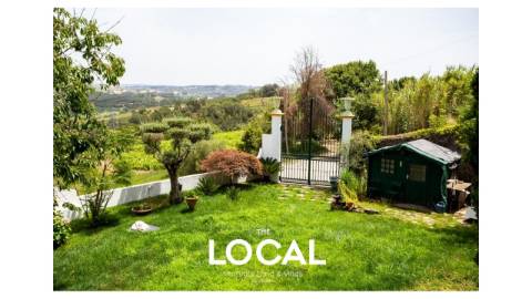 Moradia de charme T4 c/ jardim em Óbidos