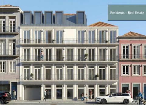 T3 duplex c/ jardim e varanda no centro do Porto.