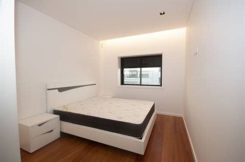 T3 c/ varanda p/ o mar na Av. Brasil na Foz do Douro