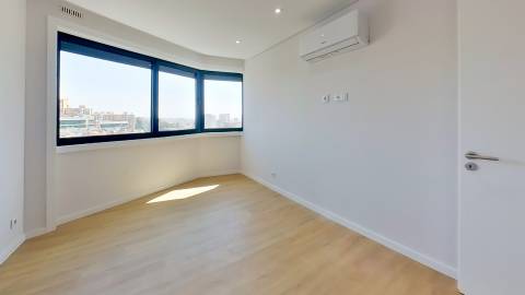 T2 duplex Av da Boavista