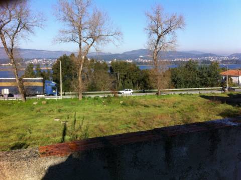 Terreno Seixas vista rio