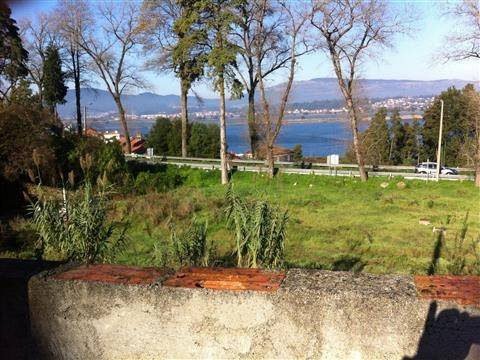 Terreno Seixas vista rio