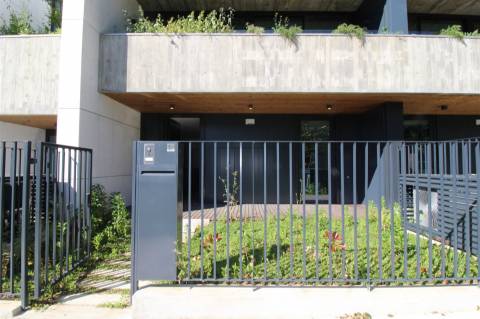 Moradia T4 Duplex de Luxo com Piscina Privada na Foz do Douro