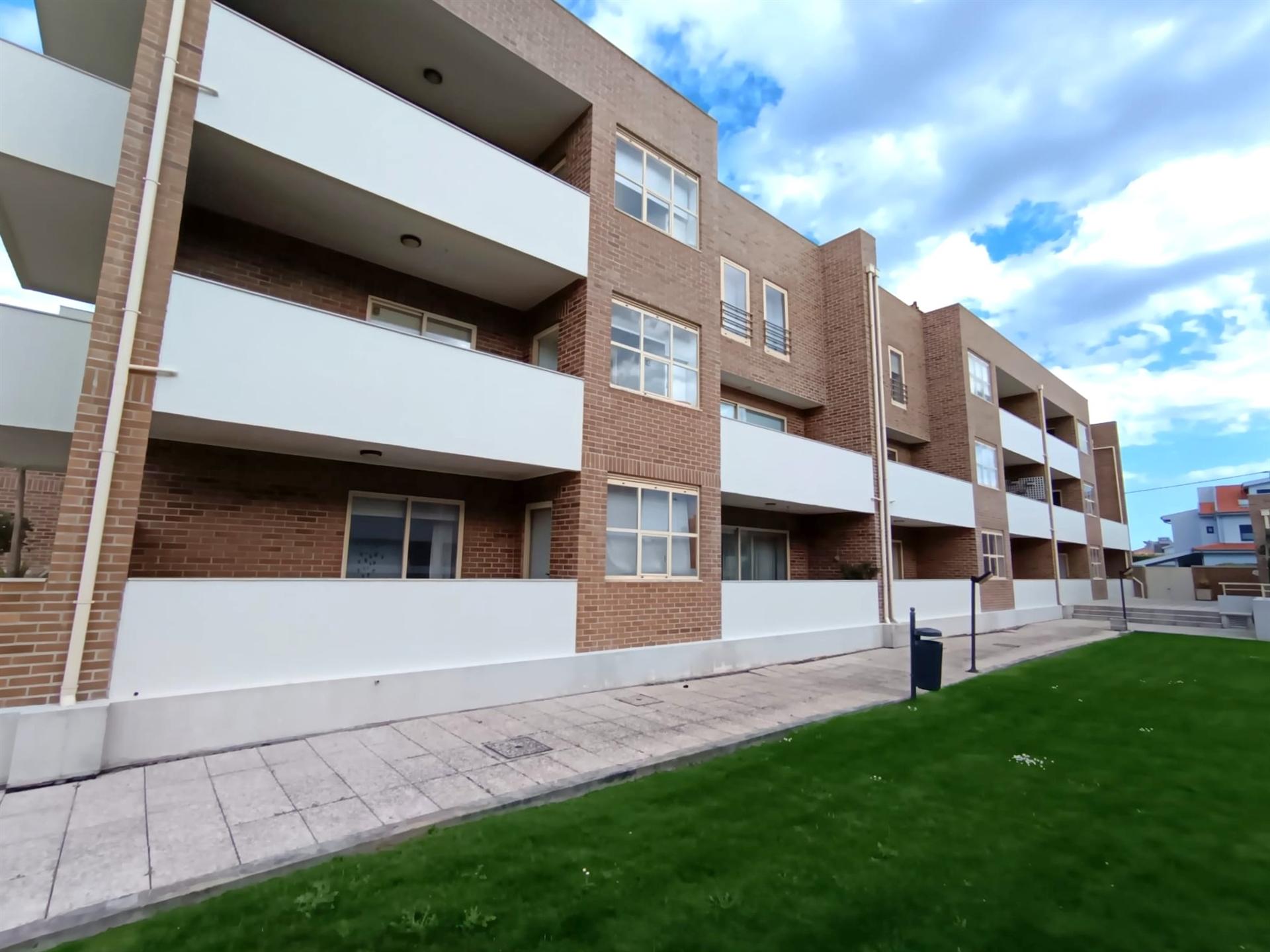 T3 Duplex em Lavra junto ao Mar