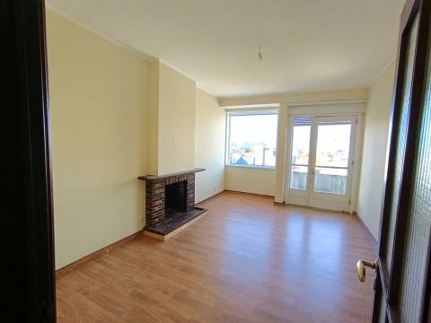 Excelente escritório T8 na Boavista