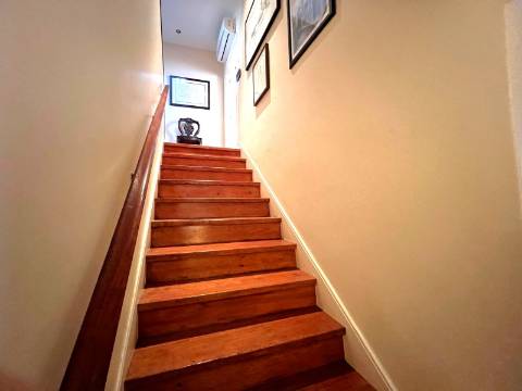 Moradia T3+1 com jardim na Foz Velha.