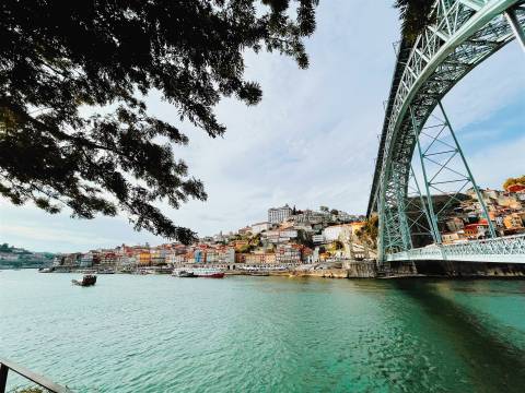 Escritório no Porto c/ 222m2