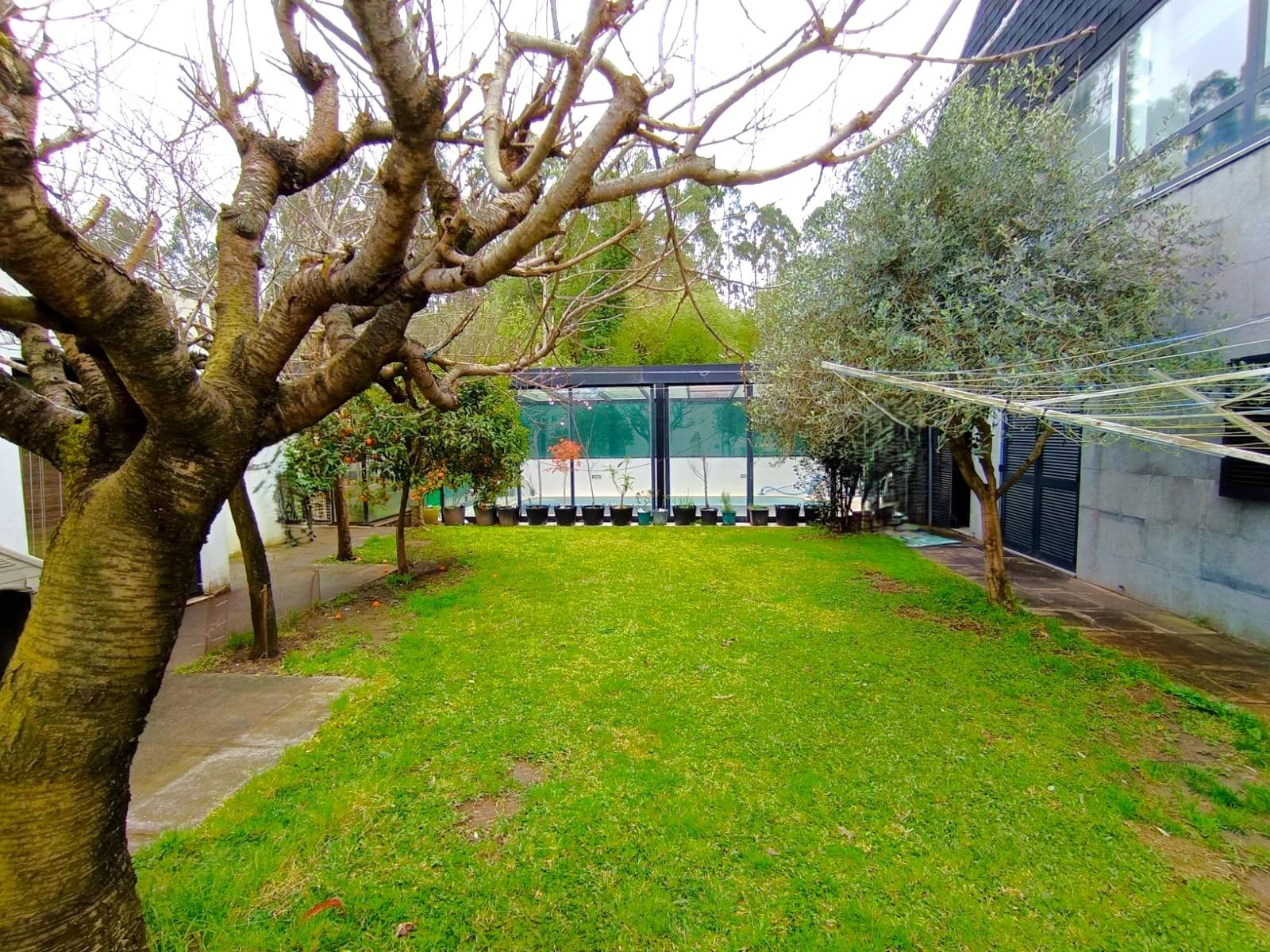 Moradia T5 c/ jardim e piscina em Aveleda, Vila do Conde