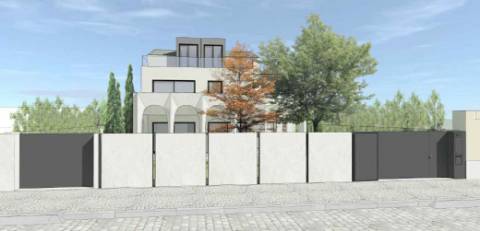 Moradia T5 na Marechal Gomes da Costa