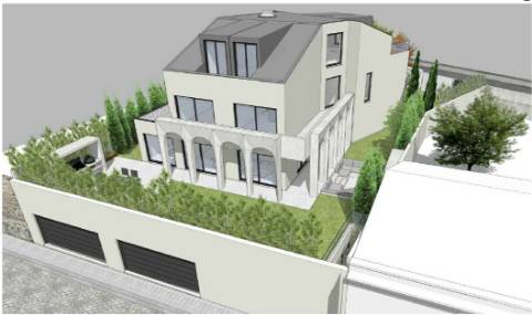 Moradia T5 na Marechal Gomes da Costa