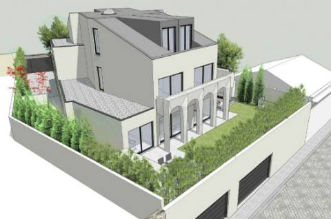 Moradia T5 na Marechal Gomes da Costa