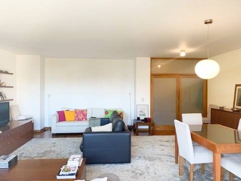 T3 na Foz com varanda com vista mar e rio