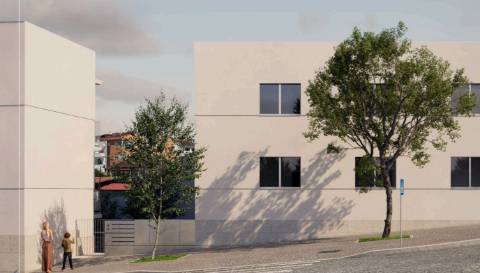 T2 c/ Terraço, Varanda Garagem e Arrumo