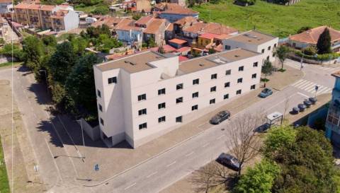 T1 c/ varanda e garagem no Porto