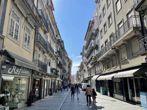 T1 c/ varanda e garagem no Porto