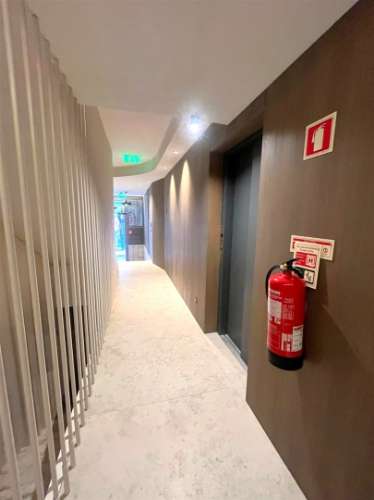 T1 novo p/ arrendar na baixa do Porto