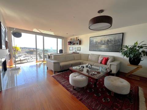 T4+1 Matosinhos Sul em condomínio com piscina