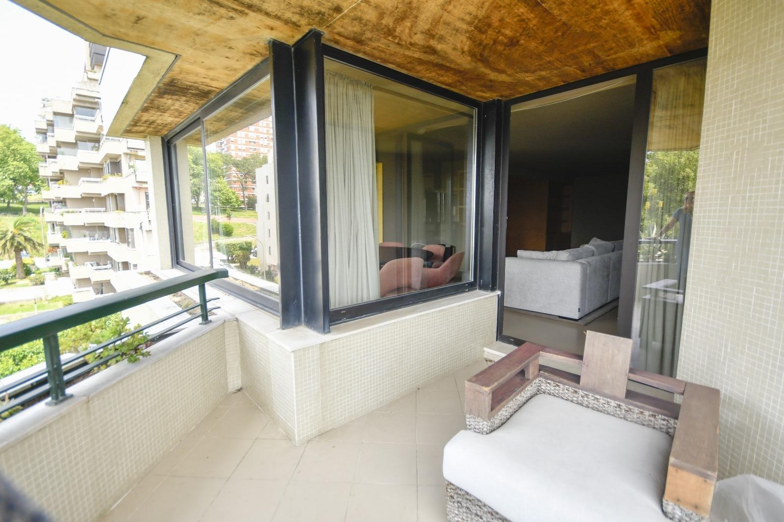 Apartamento T2 Arrendamento em Aldoar, Foz do Douro e Nevogilde,Porto
