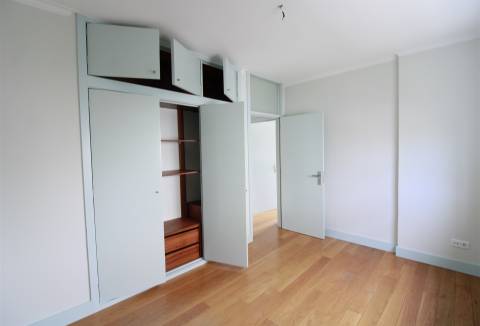 T5 junto a Antunes Guimarães