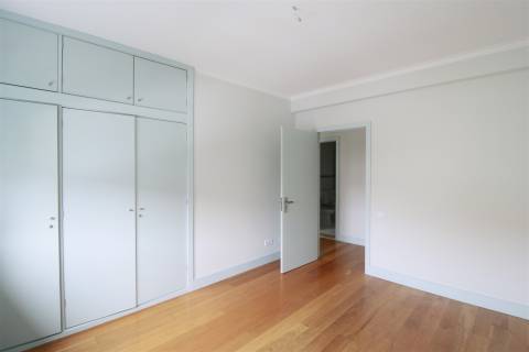 T5 junto a Antunes Guimarães