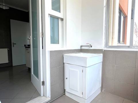 T5 junto a Antunes Guimarães