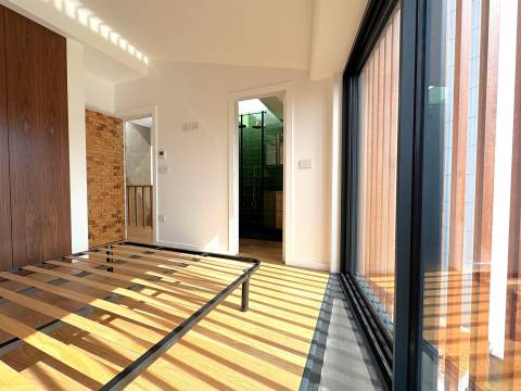 Moradia T4 ao Palácio de Cristal no Porto entre a Baixa e a Boavista