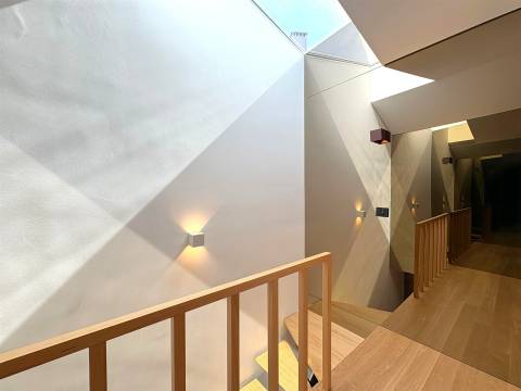 Moradia T4 ao Palácio de Cristal no Porto entre a Baixa e a Boavista