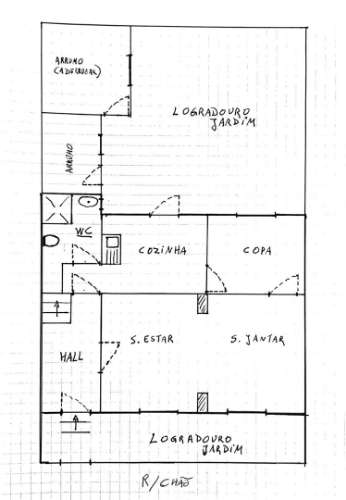 Moradia T3 c/ jardim no Bairro António Aroso - Porto