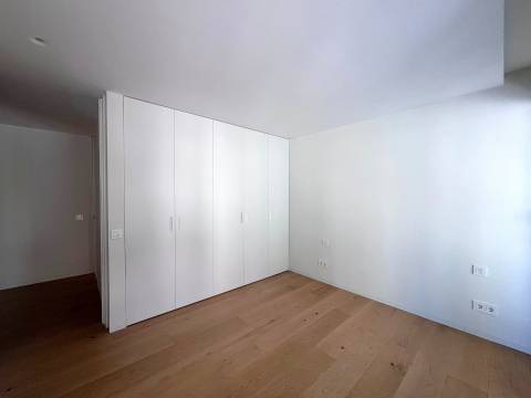 T3 Novo para Arrendamento – Foz do Douro