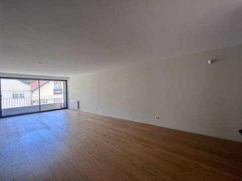 T3 Novo para Arrendamento – Foz do Douro