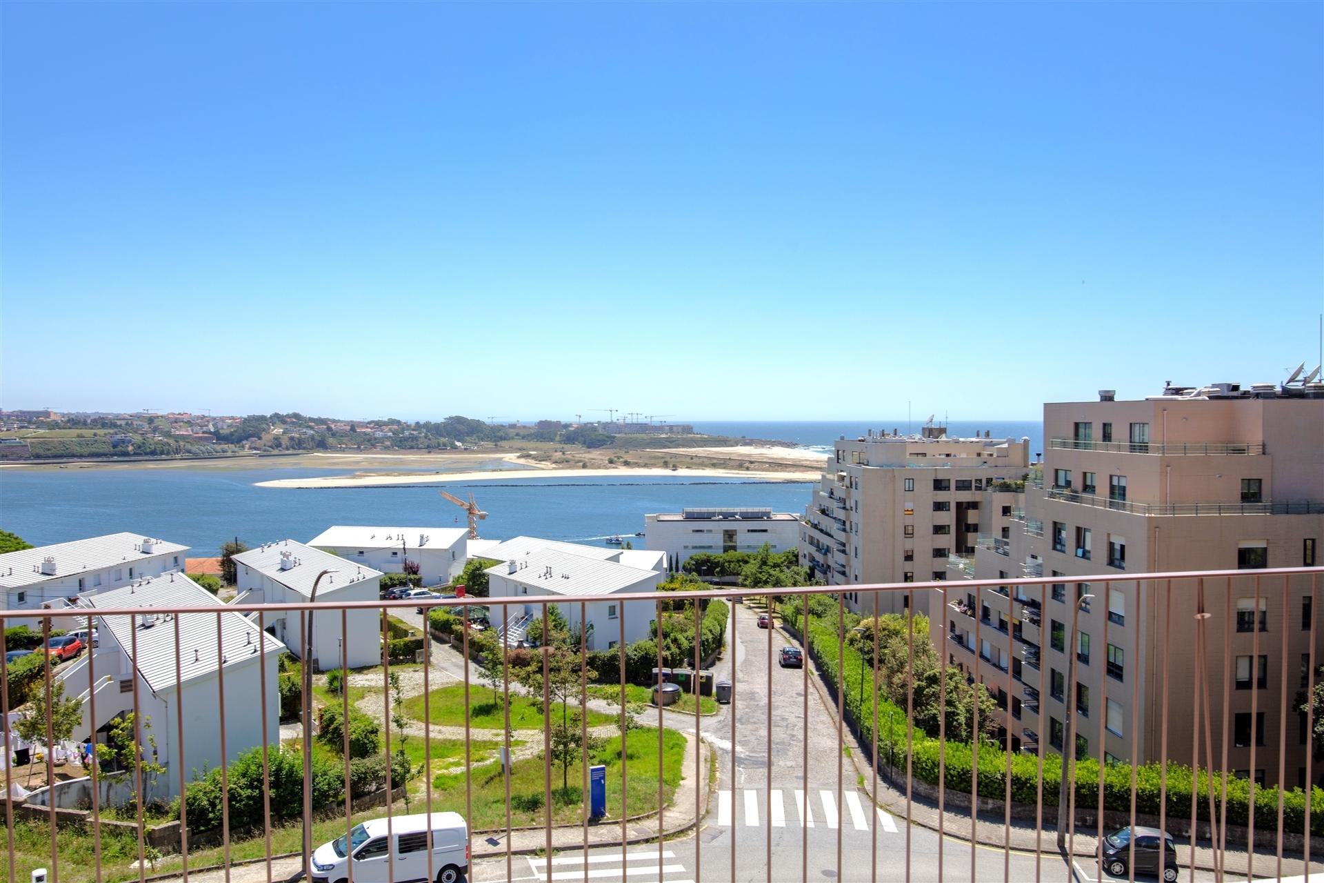 T2 na Foz com vista rio
