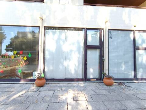 Loja para Arrendamento – Foz do Douro (40 m²)