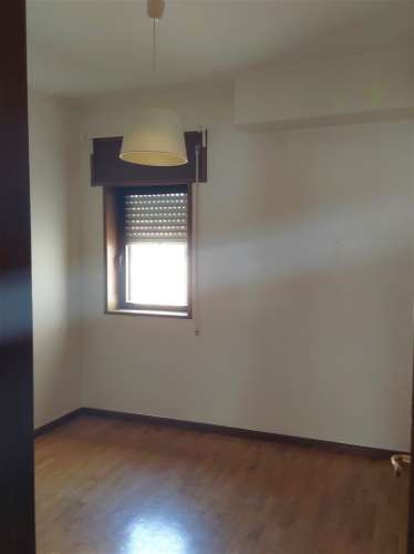 T2+1 na Foz do Douro em frente ao rio