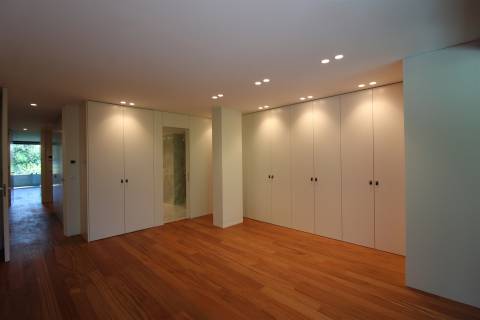 Moradia T4 Duplex de Luxo com Piscina Privada na Foz do Douro