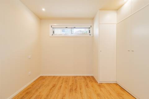 T1+1 remodelado no Porto