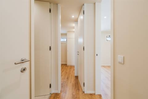 T1+1 remodelado no Porto