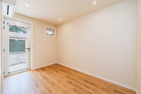 T1+1 remodelado no Porto