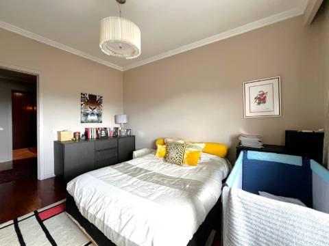 T4 no Aviz muito bem localizado