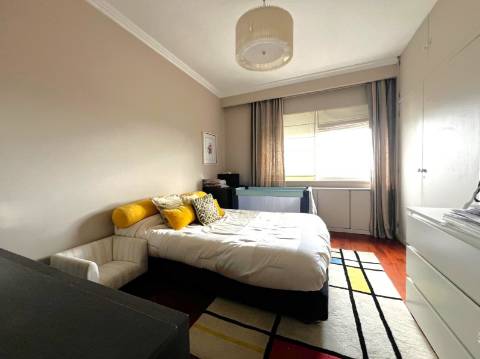 T4 no Aviz muito bem localizado