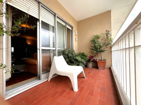 T4 no Aviz muito bem localizado